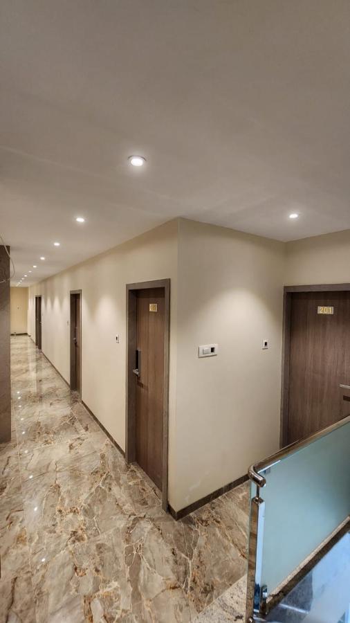 Peace International Hotel Mumbai Kültér fotó